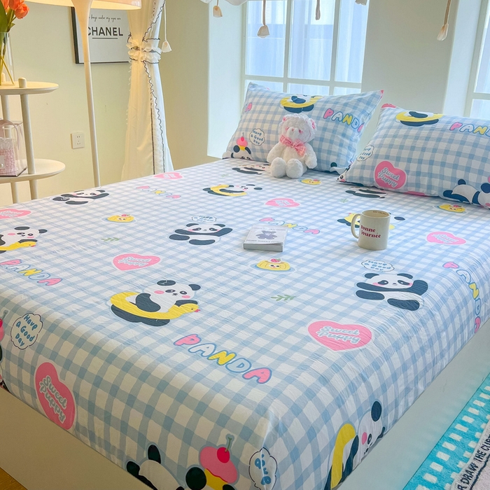 91家纺网 家纺一手货源 找家纺 鼎丰家纺 2025新款90克超柔软糯印花单床笠系列 自由熊猫