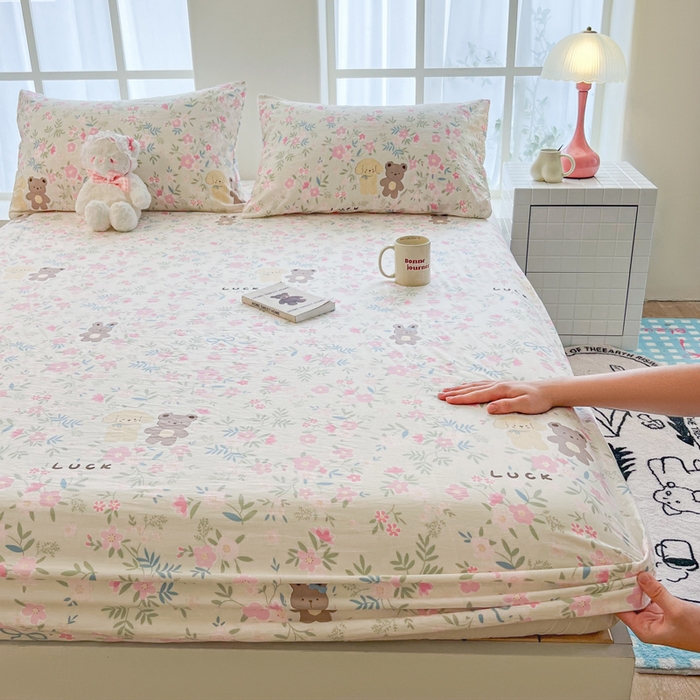 91家纺网 家纺一手货源 找家纺 鼎丰家纺 2025新款90克超柔软糯印花单床笠系列 静蜜