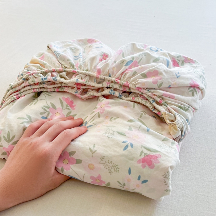 91家纺网 家纺一手货源 找家纺 鼎丰家纺 2025新款90克超柔软糯印花单床笠系列 静蜜