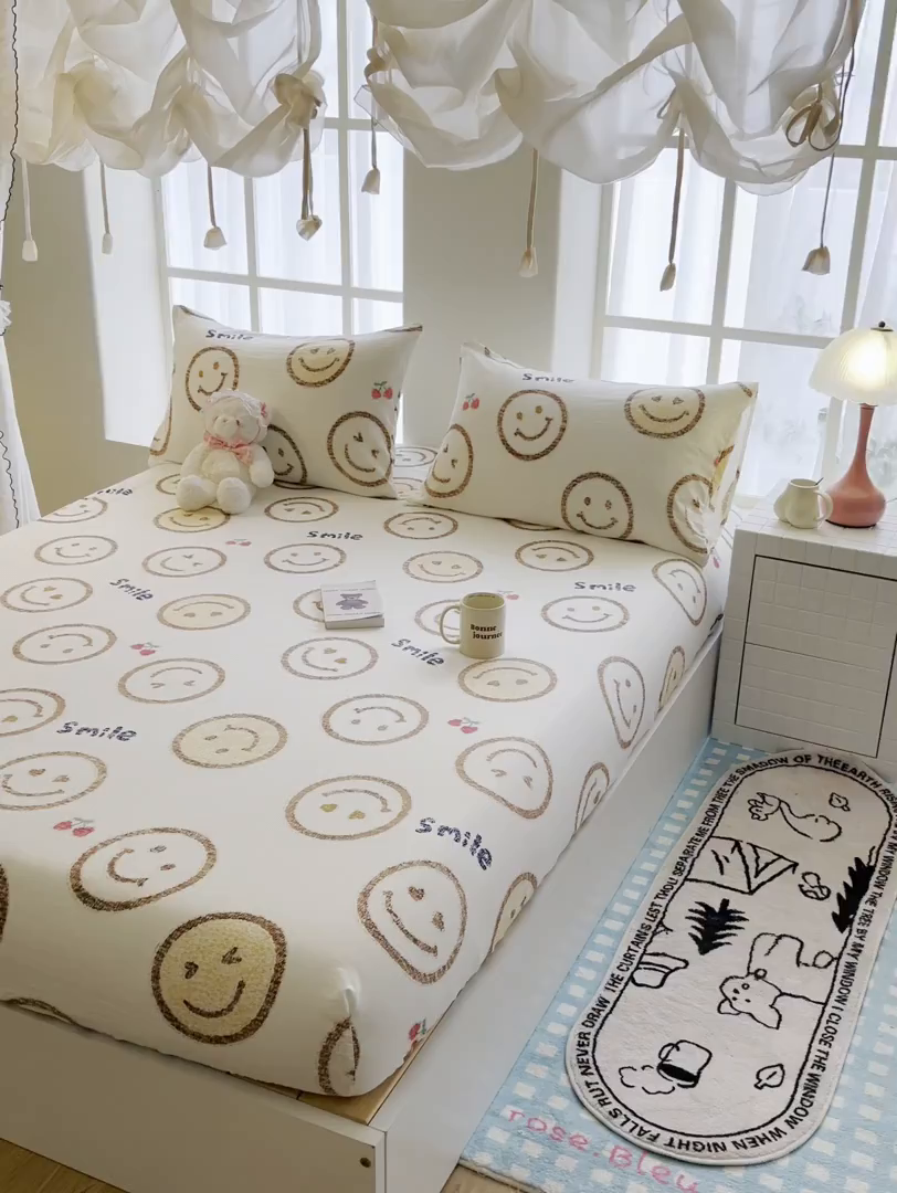 91家纺网 家纺一手货源 找家纺 鼎丰家纺 2025新款90克超柔软糯印花单床笠系列 开心笑脸
