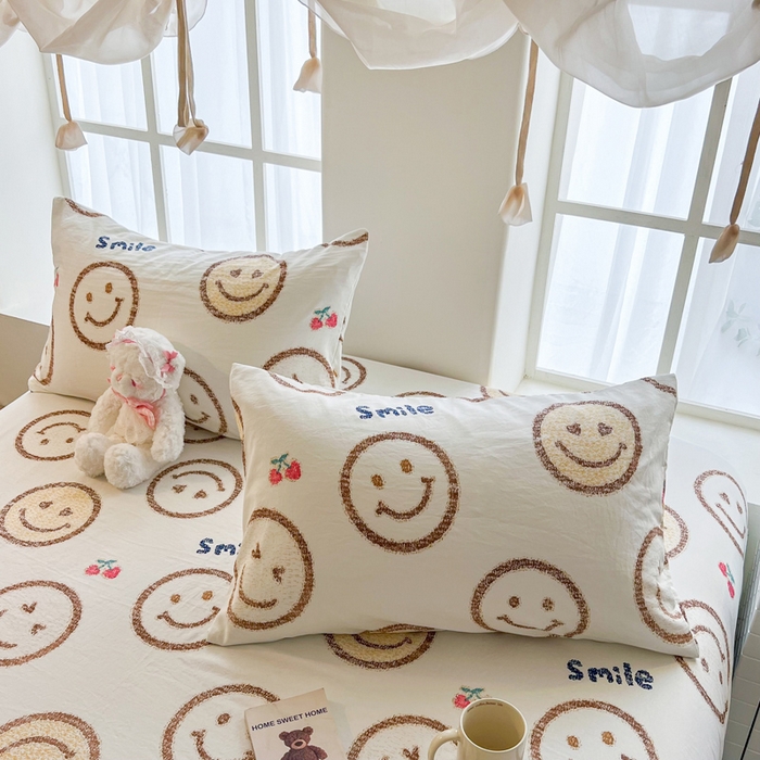 91家纺网 家纺一手货源 找家纺 鼎丰家纺 2025新款90克超柔软糯印花单床笠系列 开心笑脸
