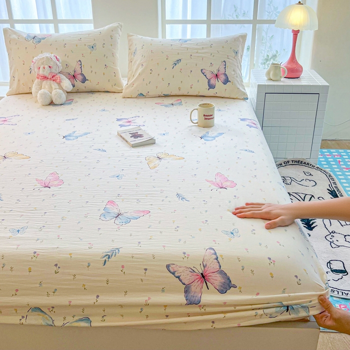 91家纺网 家纺一手货源 找家纺 鼎丰家纺 2025新款90克超柔软糯印花单床笠系列 星蝶物语