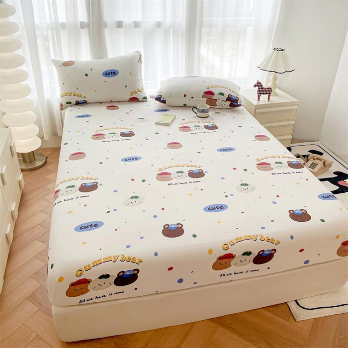 91家纺网 家纺一手货源 找家纺 鼎丰家纺 2025新款90克超柔软糯印花单床笠系列 冒险乐园