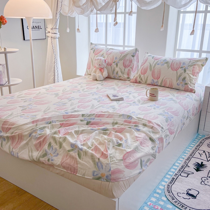 91家纺网 家纺一手货源 找家纺 鼎丰家纺 2025新款90克超柔软糯印花单床笠系列 花暮