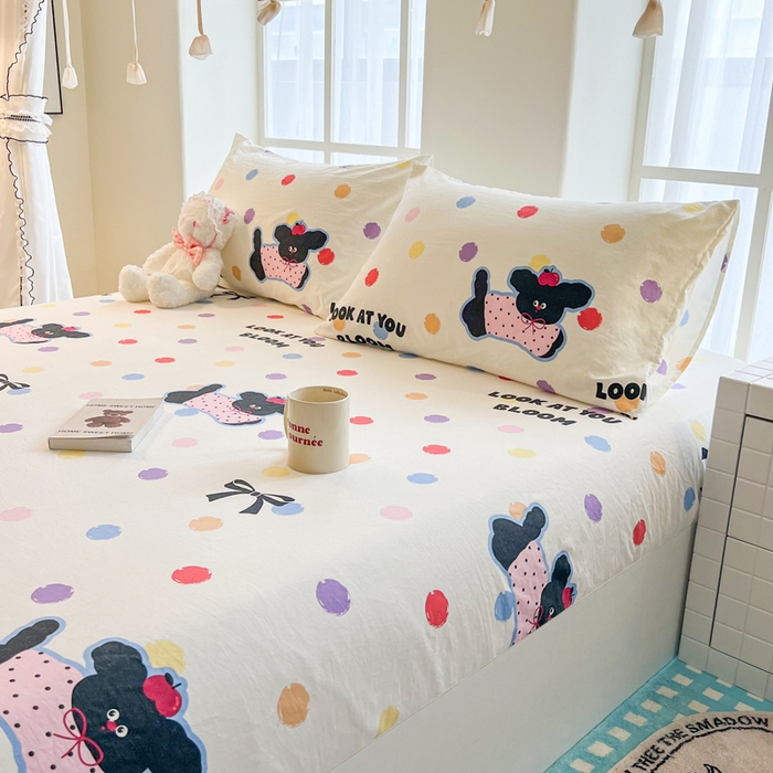 91家纺网 家纺一手货源 找家纺 鼎丰家纺 2025新款90克超柔软糯印花单床笠系列 波点小狗