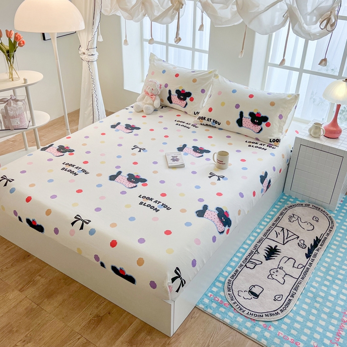 91家纺网 家纺一手货源 找家纺 鼎丰家纺 2025新款90克超柔软糯印花单床笠系列 波点小狗