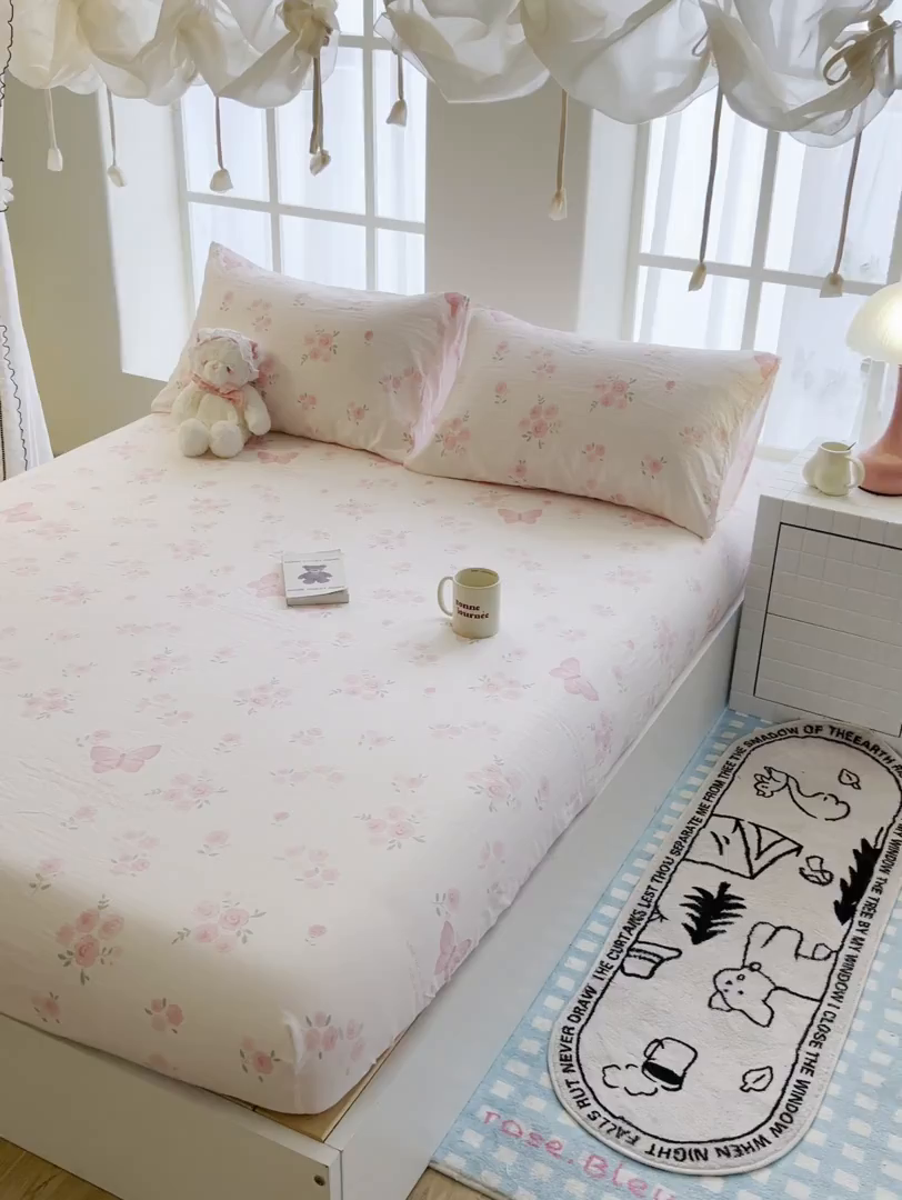 91家纺网 家纺一手货源 找家纺 鼎丰家纺 2025新款90克超柔软糯印花单床笠系列 碟影梦