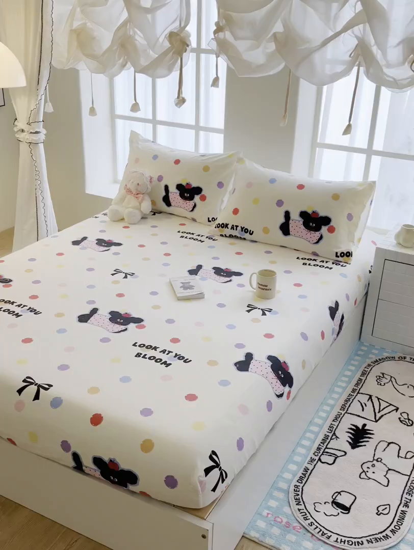 91家纺网 家纺一手货源 找家纺 鼎丰家纺 2025新款90克超柔软糯印花单床笠系列 波点小狗