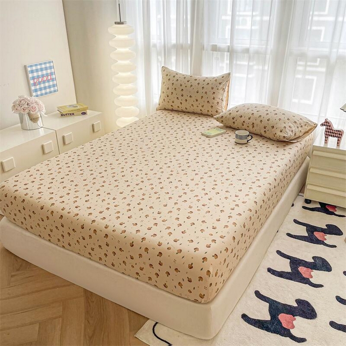 91家纺网 家纺一手货源 找家纺 鼎丰家纺 2025新款90克超柔软糯印花单床笠系列 小蘑菇