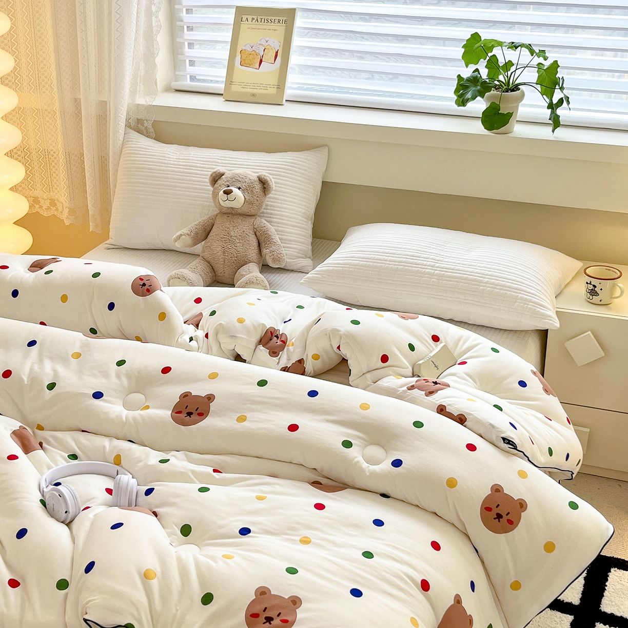 91家纺网 家纺一手货源 找家纺 暖生活 2025新款牛奶针织棉四季被冬被 米洛熊