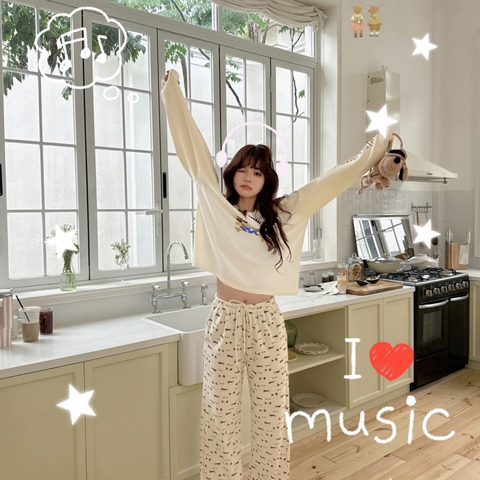 91家纺网 家纺一手货源 找家纺 妍景家居生活馆 2025新款小熊家-腊肠家居服 小熊家-腊肠-米色