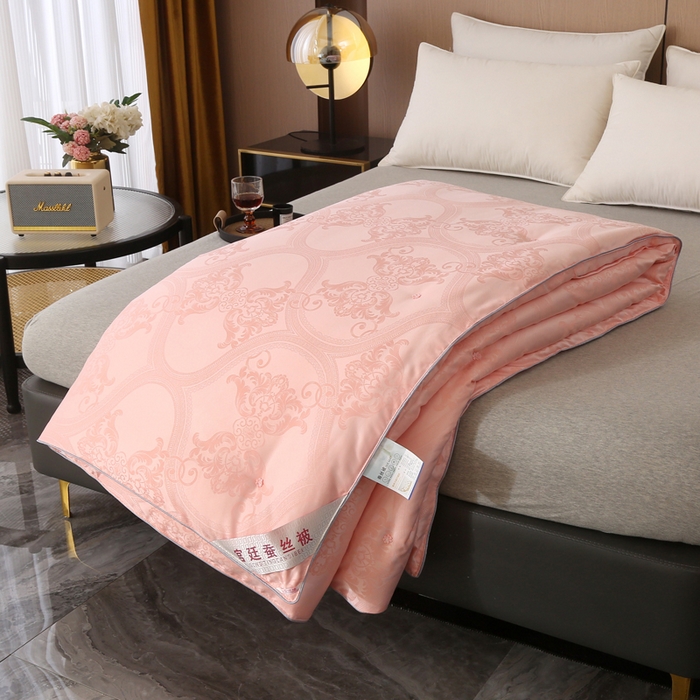 91家纺网 家纺一手货源 找家纺 越宏顺 2025新款60S全棉莫代尔提花.被手工订花.被子母被 粉玉