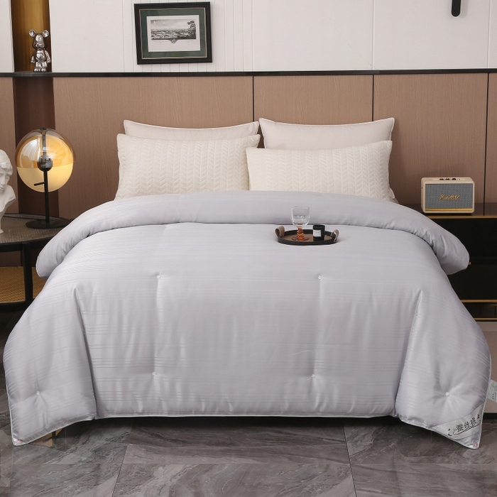 91家纺网 家纺一手货源 找家纺 越宏顺 2025新款全棉缎条.被桑.被春秋被双人子母被二合一冬被 灰色