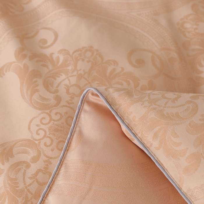 91家纺网 家纺一手货源 找家纺 越宏顺 2025新款60S全棉莫代尔提花.被手工订花.被子母被 金色