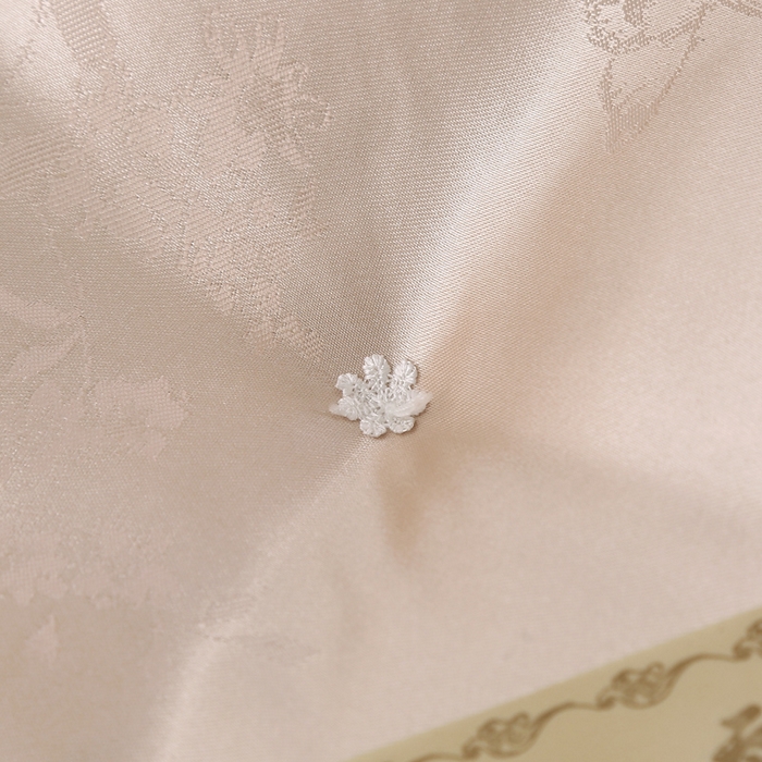 91家纺网 家纺一手货源 找家纺 越宏顺 2025新款仿真丝蝴蝶花手工.被子母被被子被芯 卡其