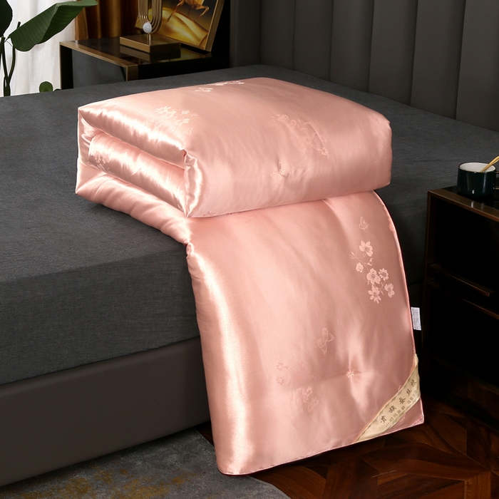 91家纺网 家纺一手货源 找家纺 越宏顺 2025新款仿真丝蝴蝶花手工.被子母被被子被芯 玉色