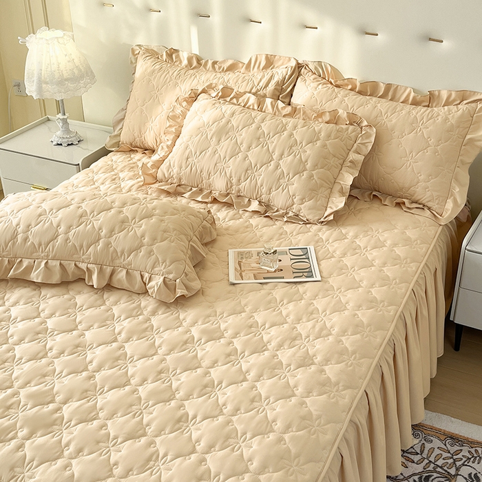 91家纺网 家纺一手货源 找家纺 鼎丰家纺 2025新款水洗磨毛夹棉床裙套件-曼可系列 曼可-卡其