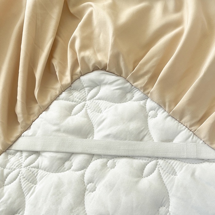 91家纺网 家纺一手货源 找家纺 鼎丰家纺 2025新款水洗磨毛夹棉床裙套件-曼可系列 曼可-卡其