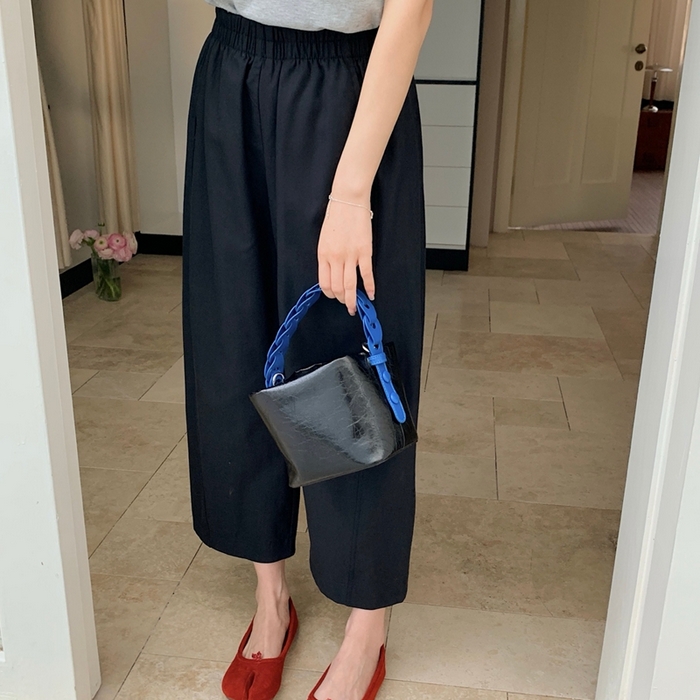 91家纺网 家纺一手货源 找家纺 妍景家居生活馆 2025新款天丝豆乳裤 天丝豆乳裤-黑色