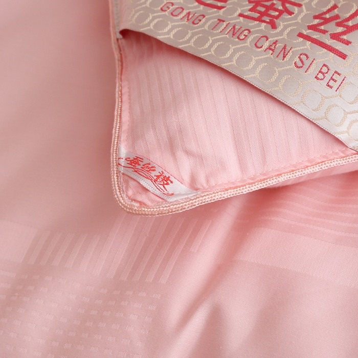 91家纺网 家纺一手货源 找家纺 越宏顺 2025新款Xrd定制80全棉.被子被芯 粉玉