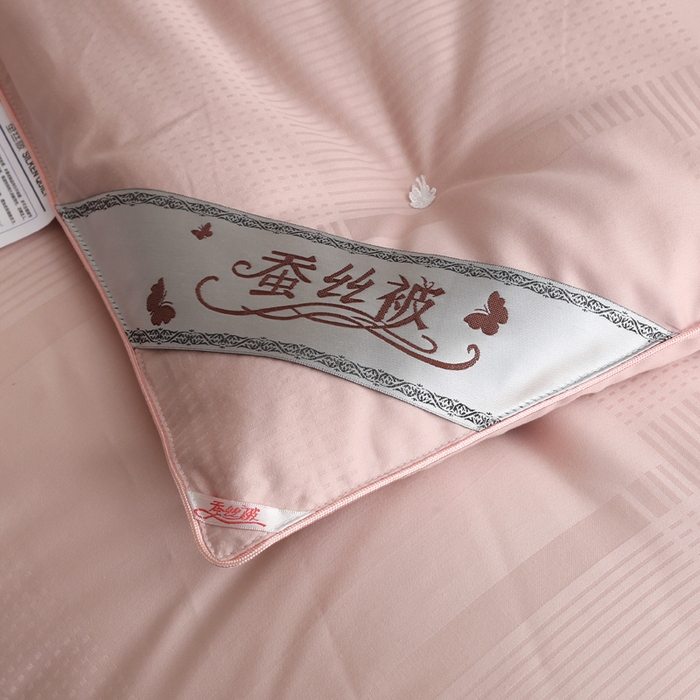 91家纺网 家纺一手货源 找家纺 越宏顺 2025新款Xrd定制80全棉.被子被芯 豆沙