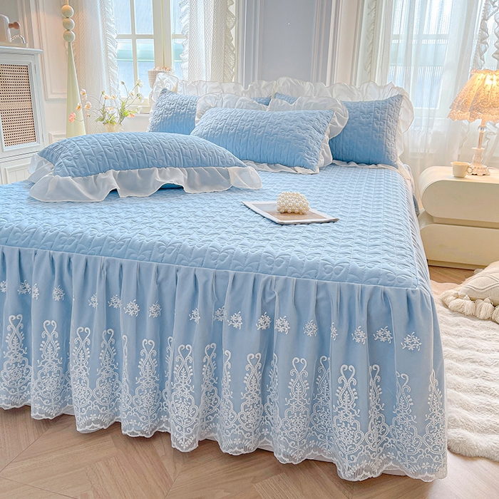 91家纺网 家纺一手货源 找家纺 鼎丰家纺 2025新款蕾丝夹棉床裙-洛可可系列 洛可可-蓝