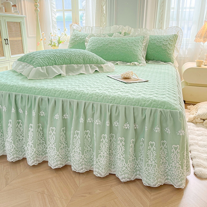 91家纺网 家纺一手货源 找家纺 鼎丰家纺 2025新款蕾丝夹棉床裙-洛可可系列 洛可可-绿