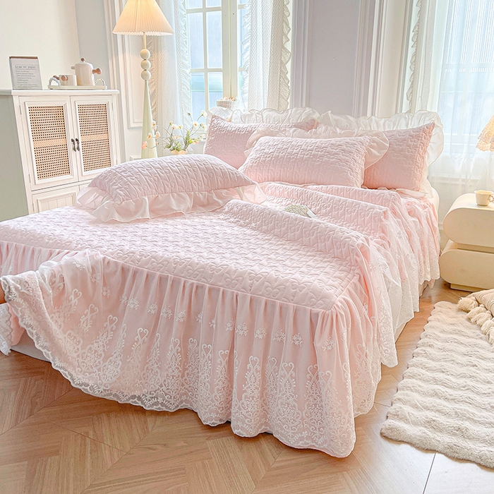 91家纺网 家纺一手货源 找家纺 鼎丰家纺 2025新款蕾丝夹棉床裙-洛可可系列 洛可可-粉