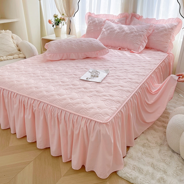 91家纺网 家纺一手货源 找家纺 （总）鼎丰家纺 2025新款纯色夹棉床裙-玫瑰之恋