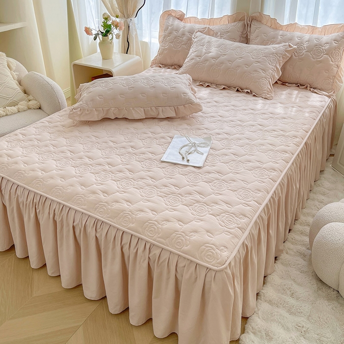 91家纺网 家纺一手货源 找家纺 鼎丰家纺 2025新款纯色夹棉床裙-玫瑰之恋 玫瑰之恋-卡其