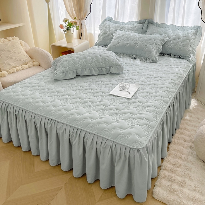 91家纺网 家纺一手货源 找家纺 鼎丰家纺 2025新款纯色夹棉床裙-玫瑰之恋 玫瑰之恋-浅灰