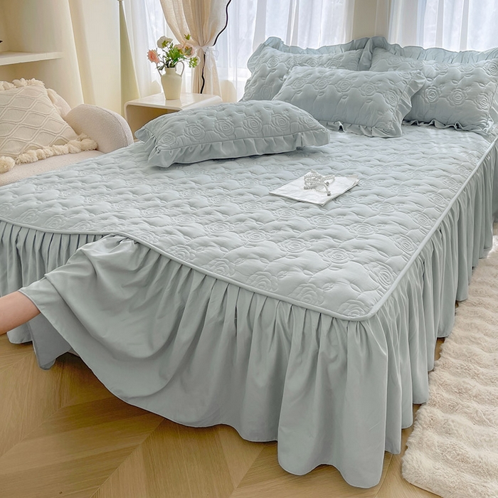 91家纺网 家纺一手货源 找家纺 鼎丰家纺 2025新款纯色夹棉床裙-玫瑰之恋 玫瑰之恋-浅灰