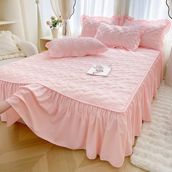 91家纺网 家纺一手货源 找家纺 鼎丰家纺 2025新款纯色夹棉床裙-玫瑰之恋 玫瑰之恋-粉