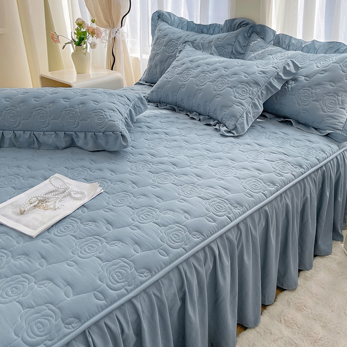 91家纺网 家纺一手货源 找家纺 鼎丰家纺 2025新款纯色夹棉床裙-玫瑰之恋 玫瑰之恋-蓝