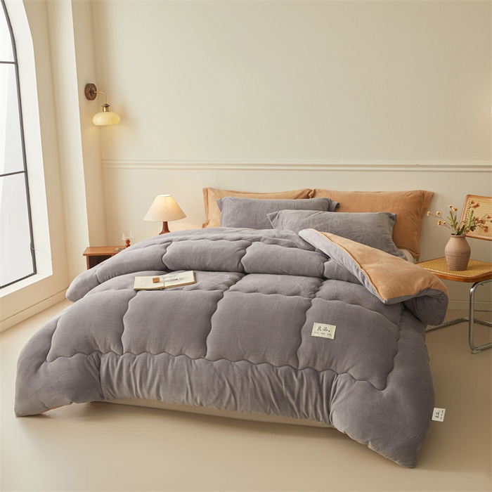 91家纺网 家纺一手货源 找家纺 吉祥家纺 2025新款牛奶绒冬被系列被子被芯 卡布奇诺