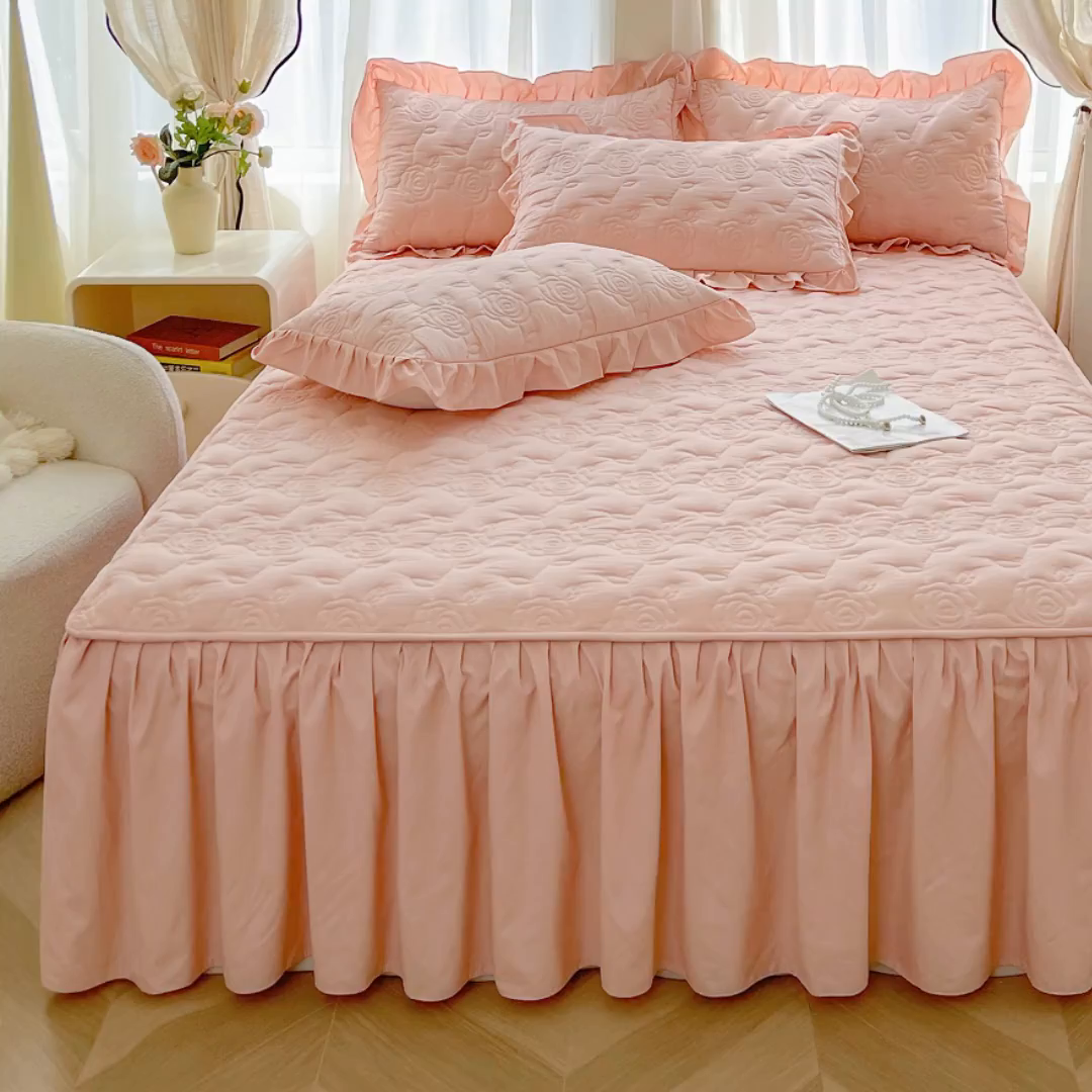 91家纺网 家纺一手货源 找家纺 鼎丰家纺 2025新款纯色夹棉床裙-玫瑰之恋 玫瑰之恋-橘粉