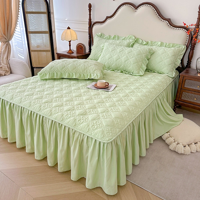 91家纺网 家纺一手货源 找家纺 （总）鼎丰家纺 2025新款纯色夹棉床裙-格影