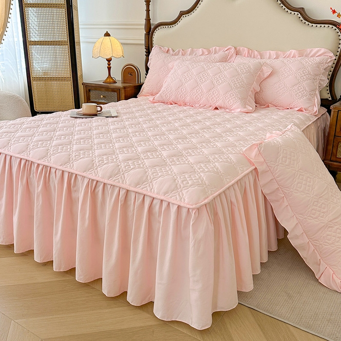 91家纺网 家纺一手货源 找家纺 鼎丰家纺 2025新款纯色夹棉床裙-格影 格影-粉