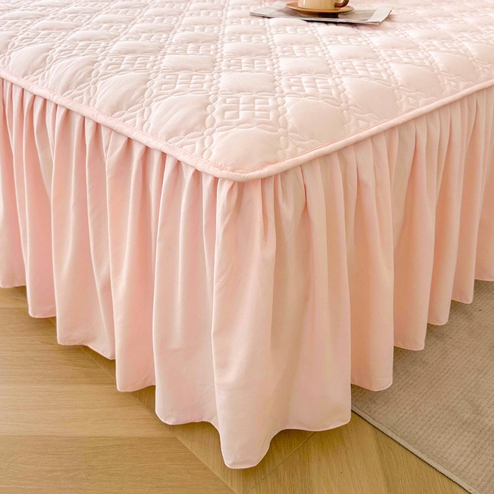 91家纺网 家纺一手货源 找家纺 鼎丰家纺 2025新款纯色夹棉床裙-格影 格影-粉