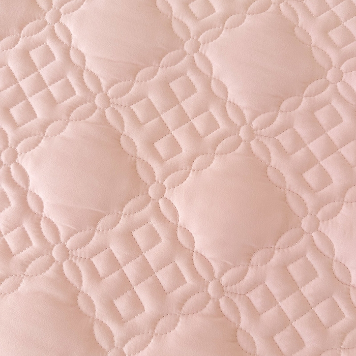 91家纺网 家纺一手货源 找家纺 鼎丰家纺 2025新款纯色夹棉床裙-格影 格影-粉