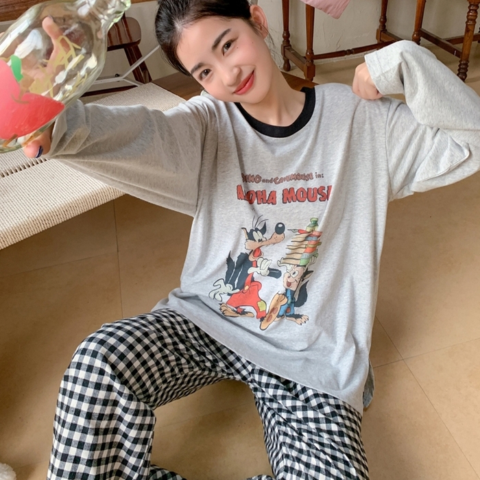 91家纺网 家纺一手货源 找家纺 妍景家居生活馆 2025新款梦境巡游家居服 梦境巡游家居服-黑色