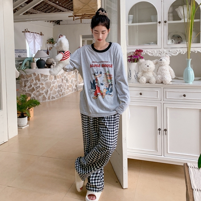 91家纺网 家纺一手货源 找家纺 妍景家居生活馆 2025新款梦境巡游家居服 梦境巡游家居服-黑色