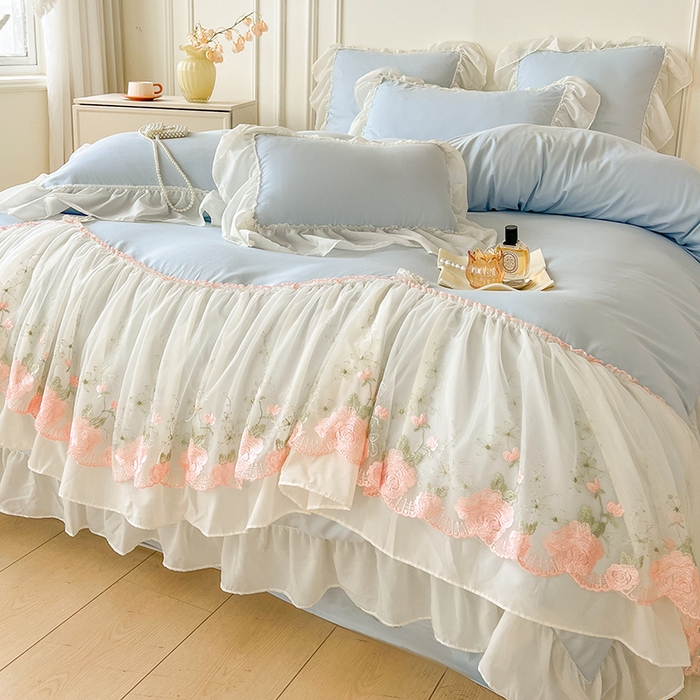 91家纺网 家纺一手货源 找家纺 鼎丰家纺 2025新款蕾丝雪纺花边四件套-悦夏花影系列 悦夏花影-浅蓝