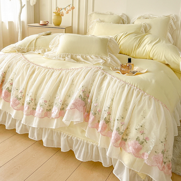 91家纺网 家纺一手货源 找家纺 鼎丰家纺 2025新款蕾丝雪纺花边四件套-悦夏花影系列 悦夏花影-米黄