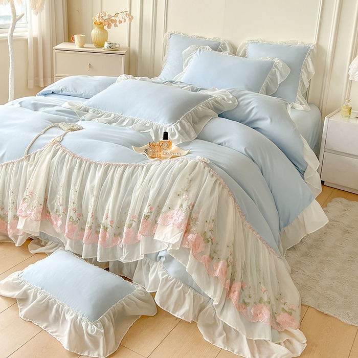 91家纺网 家纺一手货源 找家纺 鼎丰家纺 2025新款蕾丝雪纺花边四件套-悦夏花影系列 悦夏花影-浅蓝