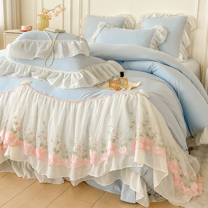 91家纺网 家纺一手货源 找家纺 鼎丰家纺 2025新款蕾丝雪纺花边四件套-悦夏花影系列 悦夏花影-浅蓝