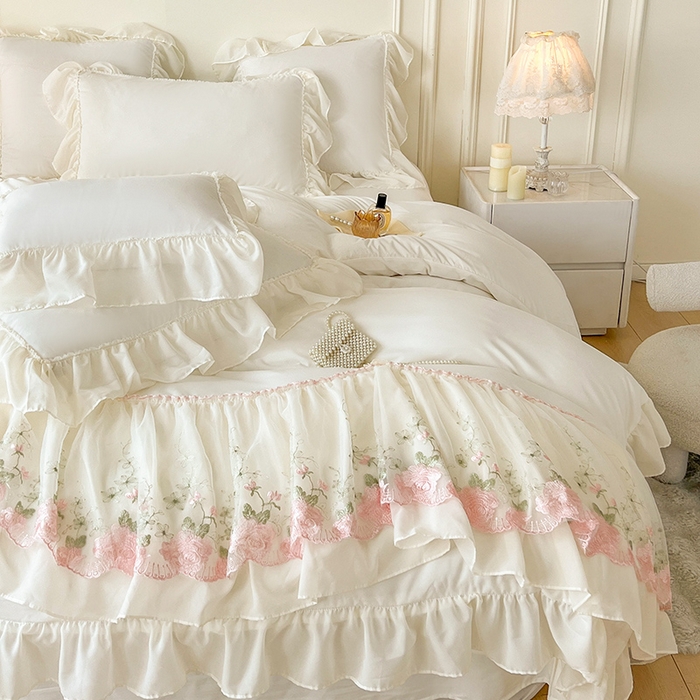 91家纺网 家纺一手货源 找家纺 鼎丰家纺 2025新款蕾丝雪纺花边四件套-悦夏花影系列 悦夏花影-奶白