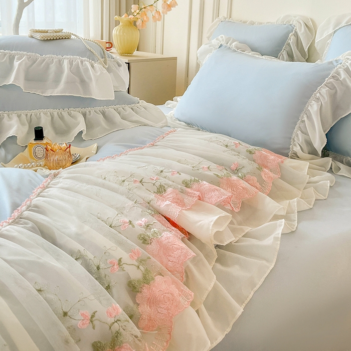 91家纺网 家纺一手货源 找家纺 鼎丰家纺 2025新款蕾丝雪纺花边四件套-悦夏花影系列 悦夏花影-浅蓝