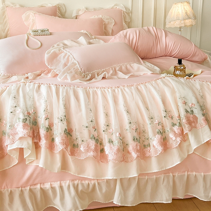 91家纺网 家纺一手货源 找家纺 鼎丰家纺 2025新款蕾丝雪纺花边四件套-悦夏花影系列 悦夏花影-浅粉