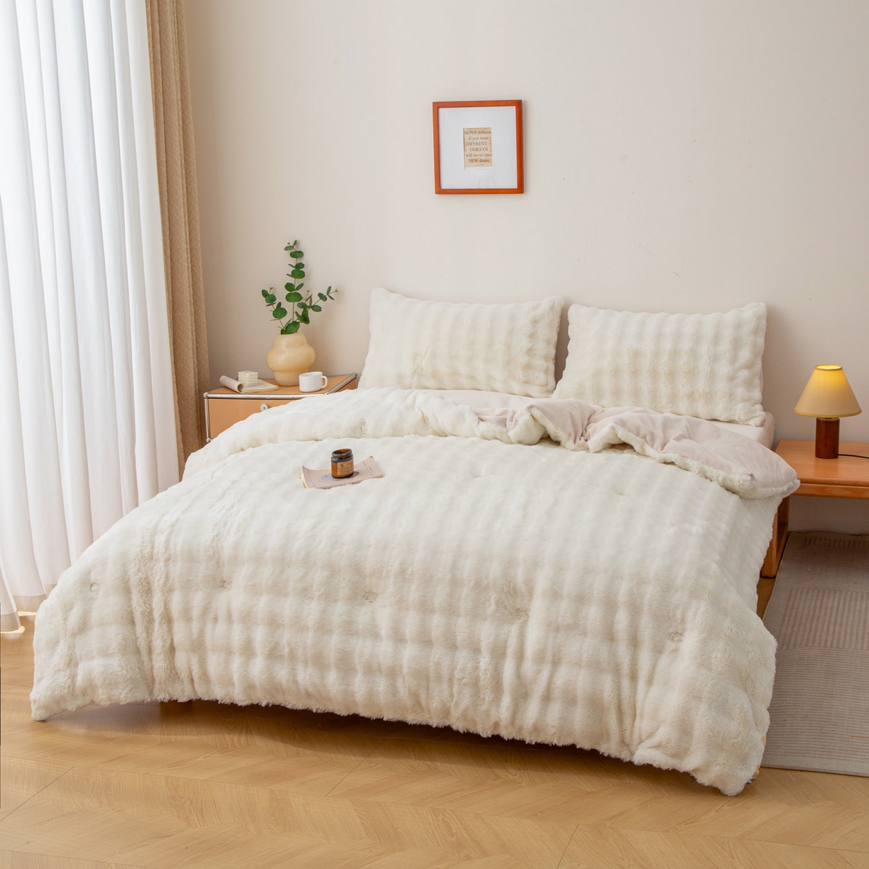 91家纺网 家纺一手货源 找家纺 （总）亚龙工厂店 2025新款亲肤舒适兔兔绒被子被芯三件套